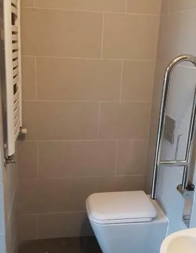 Pod Brzozami - Pokoj 2-osobowy Z Udogodnieniami Dla Niepelnosprawnych Gasthof Ustronie Morskie